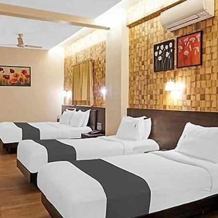 Omkar Executive Hotell Yerandwane Eksteriør bilde